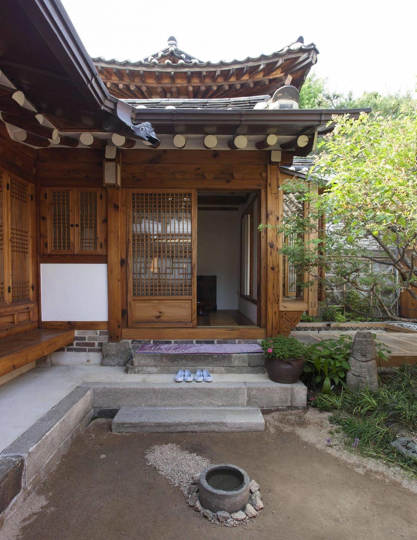 Отель Chiwoonjung Сеул Экстерьер фото